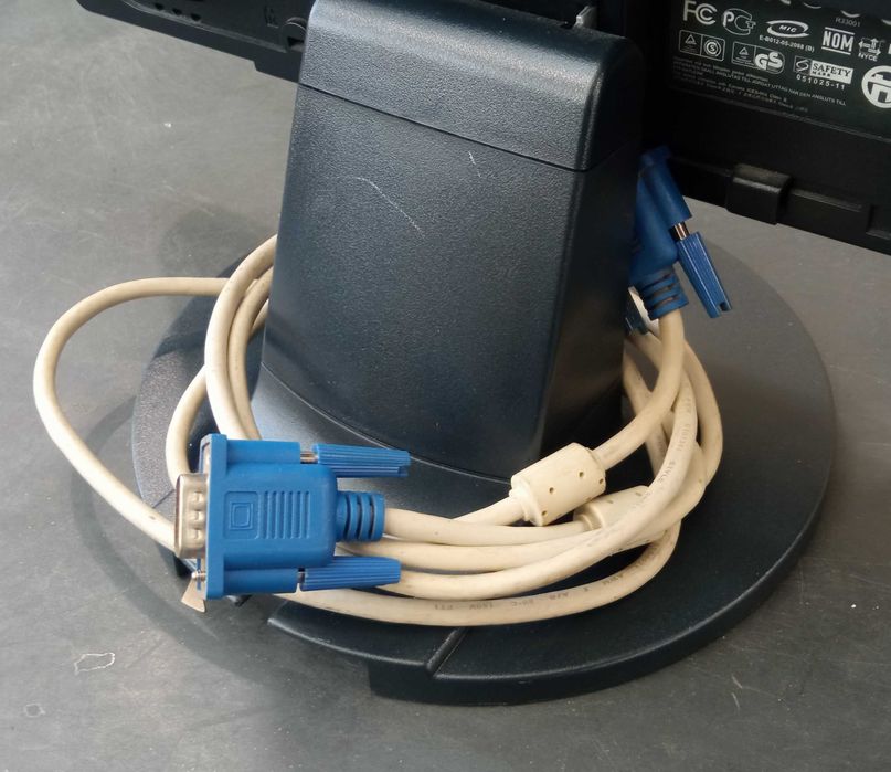 Monitor HP L1706 17" LCD (VGA)