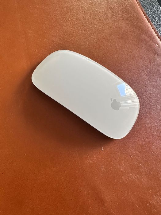 Vendo Apple Magic Mouse 2, original da Apple, em excelente estado