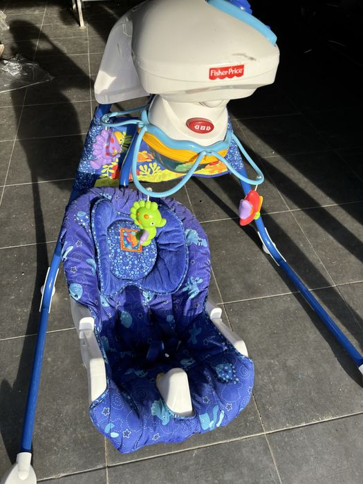 Cadeira com baloiço fisher price