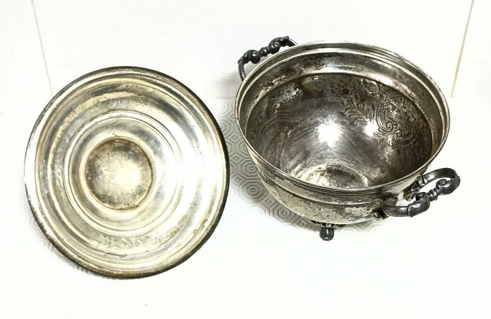 Taça antiga em casquinha de prata