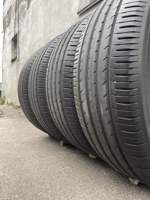 Шины/Гума  215/55/18 Toyo 2020