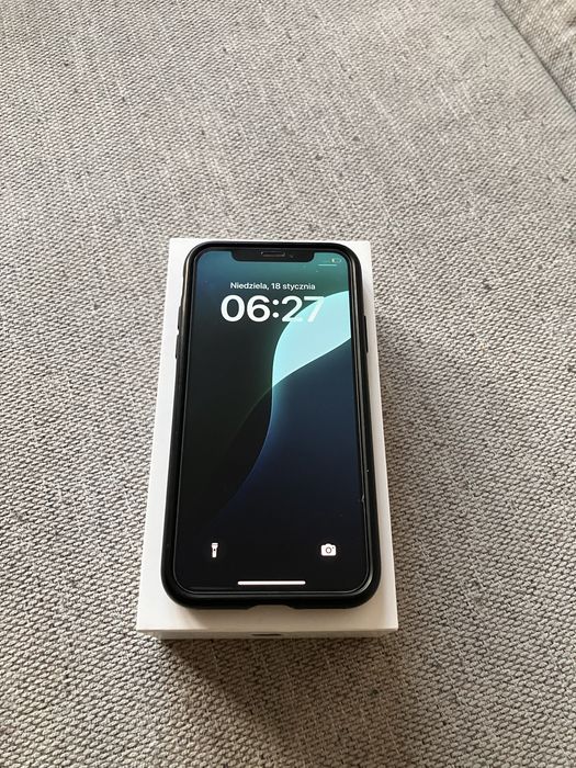 iPhone XS 64GB 75% baterii