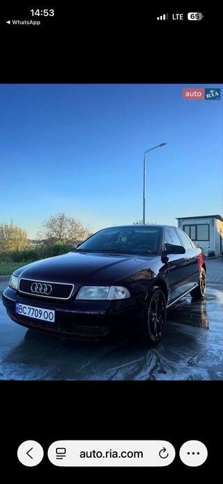автомобіль Audi A4