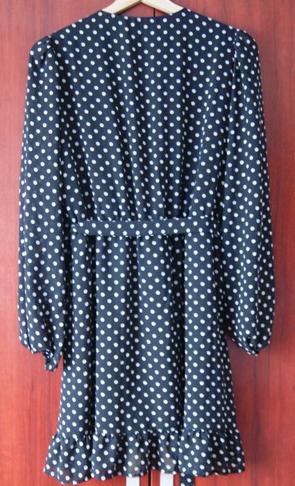 Sukienka czarna w grochy RESERVED Rozm. XL