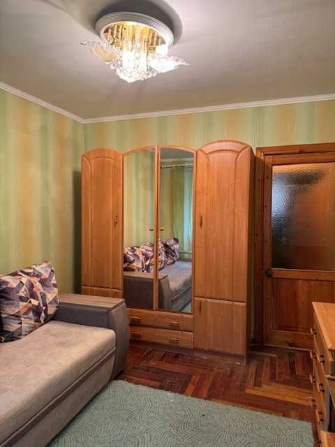 Сдам 3к.кв метро "Студенческая", с/м "Класс"