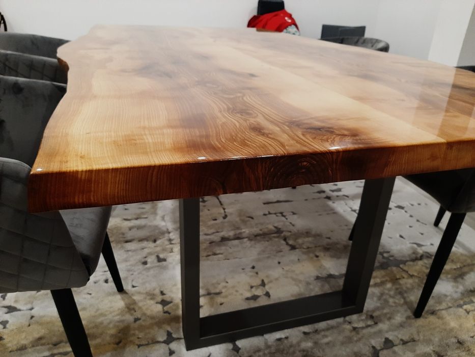 Mesa de jantar estilo rústico