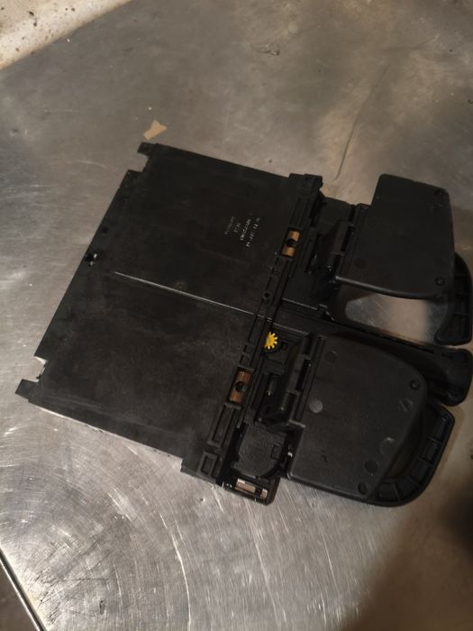 Uchwyt na kawę cupholder Golf 4 Volkswagen