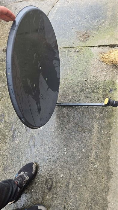 Antena sat  80cm DSE D800J 80x78cm ciemna