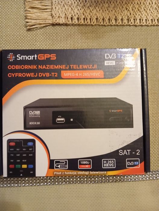 Dekoder Dvbt2 Smart Gps prawie nowy . Okazja!