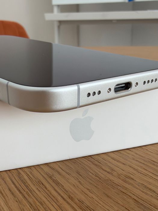 iPhone 17 256 GB biały | Idealny stan | Bateria 100% | Gwarancja
