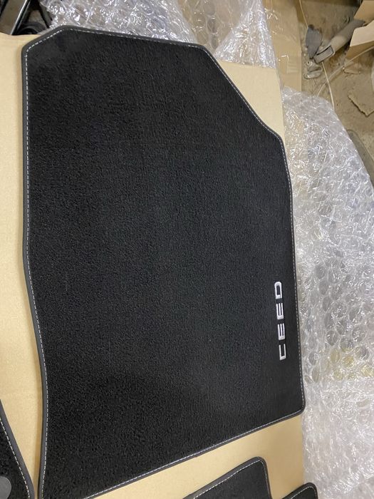 Коврики kia proceed,J7143ADE01