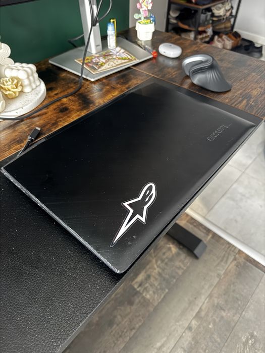 Laptop Lenovo Y700 15,6” – i5, GTX 960M, SSD + HDD