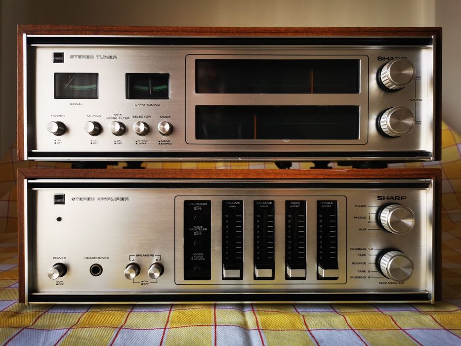Sharp Vintage Amplifier/Tuner Set64739419571843120