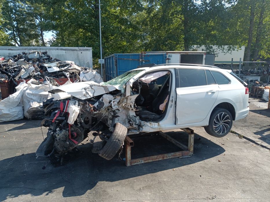 VW Golf VIII 2021r 2.0TDI 150KM Na części Wysyłka