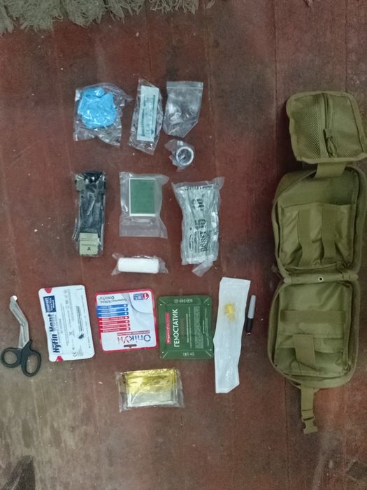 Продамо 20 аптечок