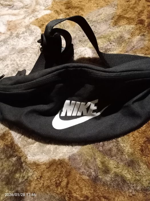 Мужская бананка Nike