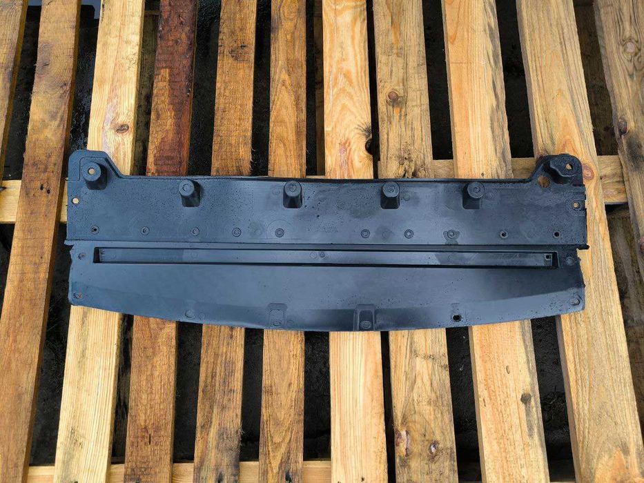 Захист бампера на Nissan Kicks 16-24 нижняя защита бампера пильник