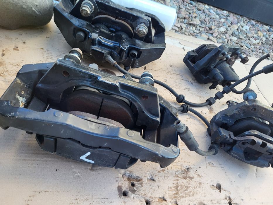 Zaciski hamulcowe Przód tył bmw m5 e60 m6 e63 e64 v10 507km