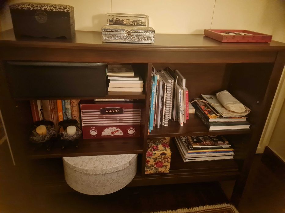 Armario TV castanho escuro