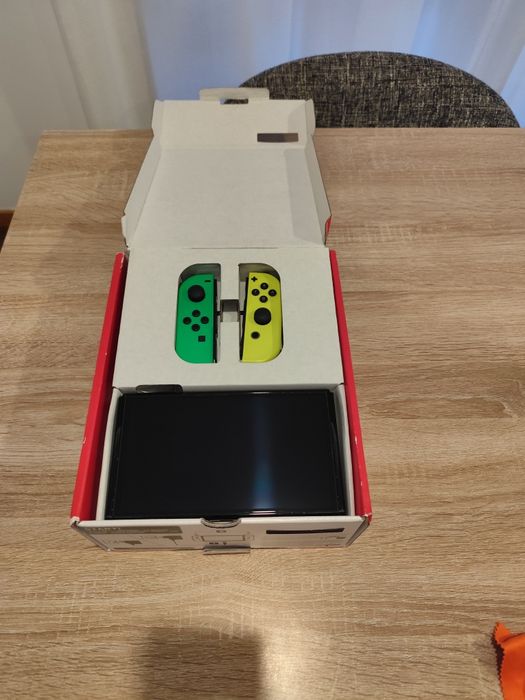 Nintendo Switch OLED Desbloqueada