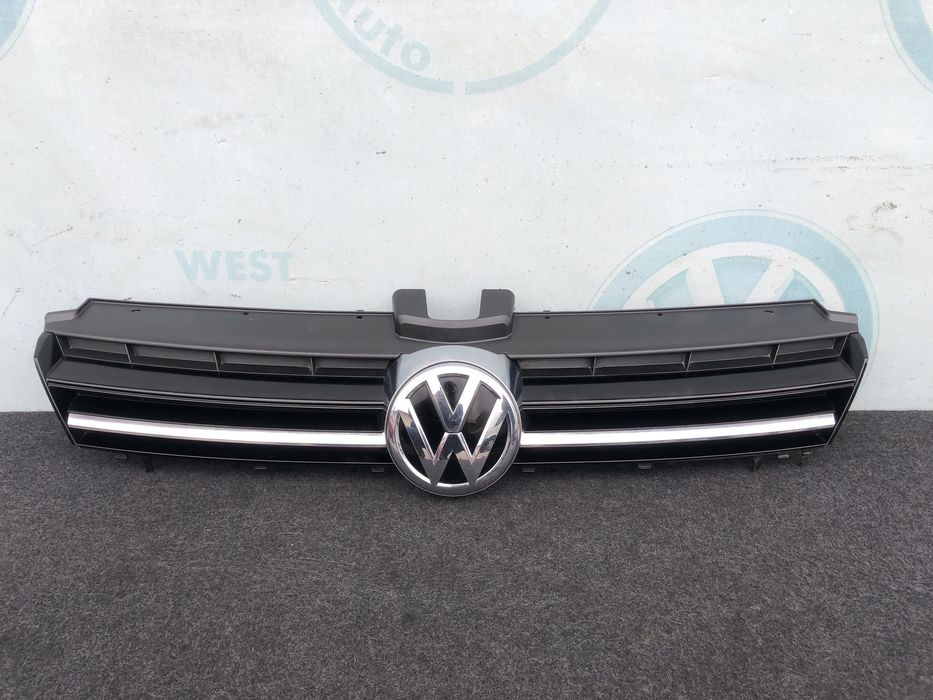 Решітка VW Golf 7 Решетка радиатора