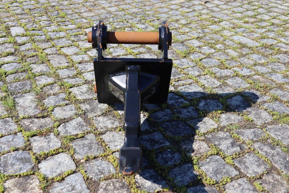 Ripper Escavadora Giratória Ø 45 / 4-10 t Haner