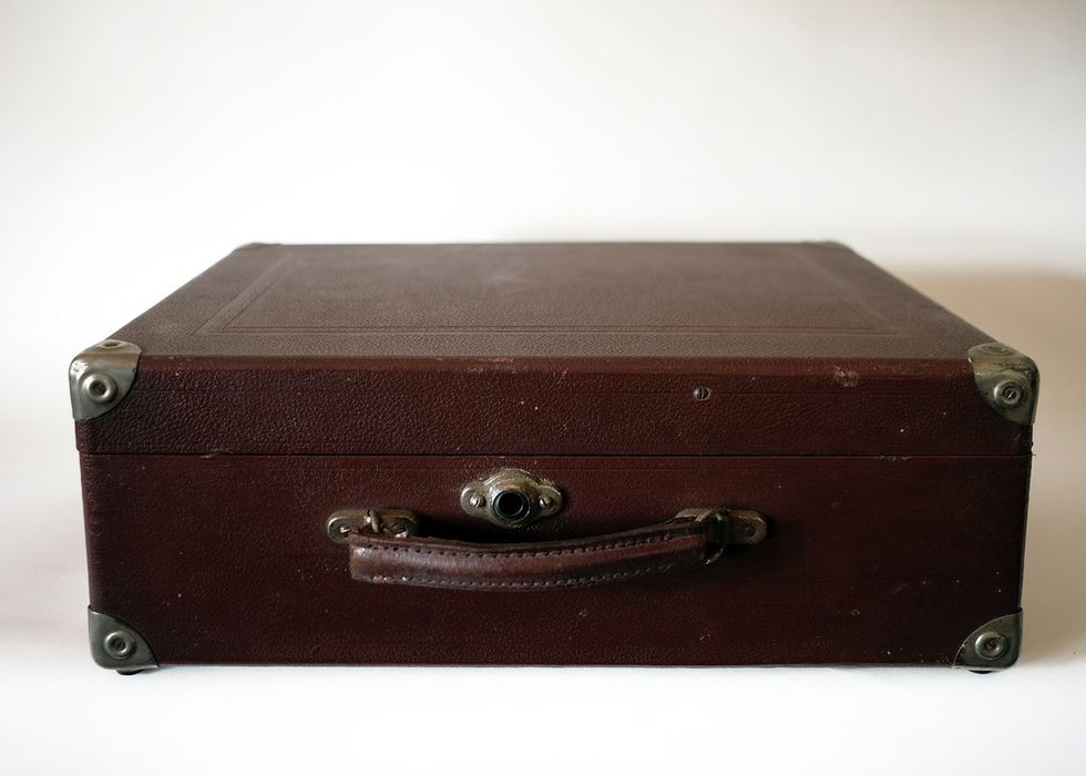 Gramofone + Colecção de Discos de Baquelite