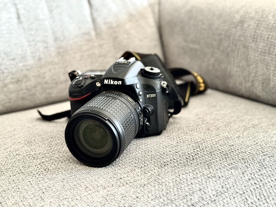 Nikon D7200 c/ 18-105 DX VR
