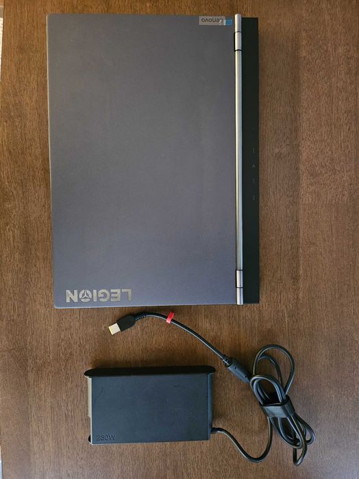 Lenovo Legion 7  i7-10750H  RTX 2070 Max-Q  16GB RAM  1TB SSD  144Hz