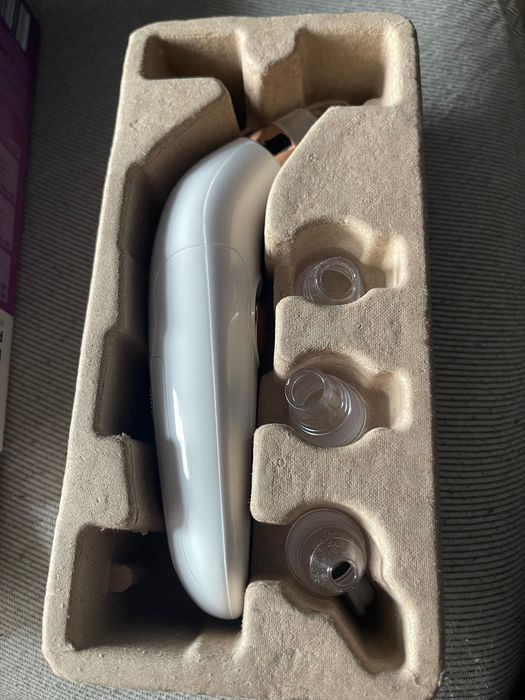 Апарат для очищення пор switch on проти акне