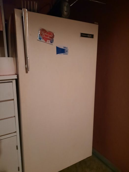 Lodówka Mińsk 10 z PRL, stara