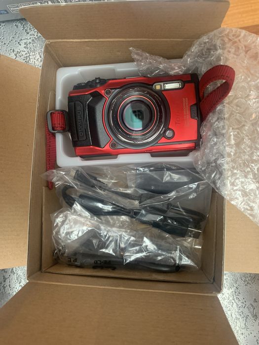 Olympus  Tough  TG 6