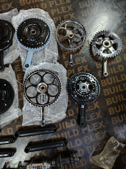 Шатун на велосипед нові не комплект