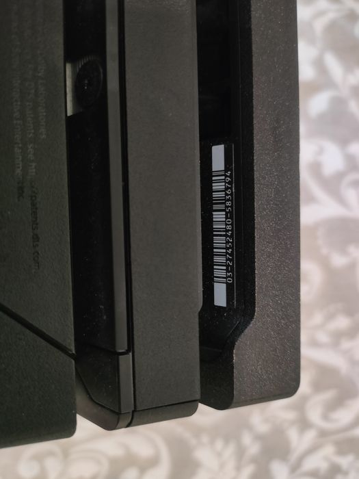 Sprzedam ps4 pro