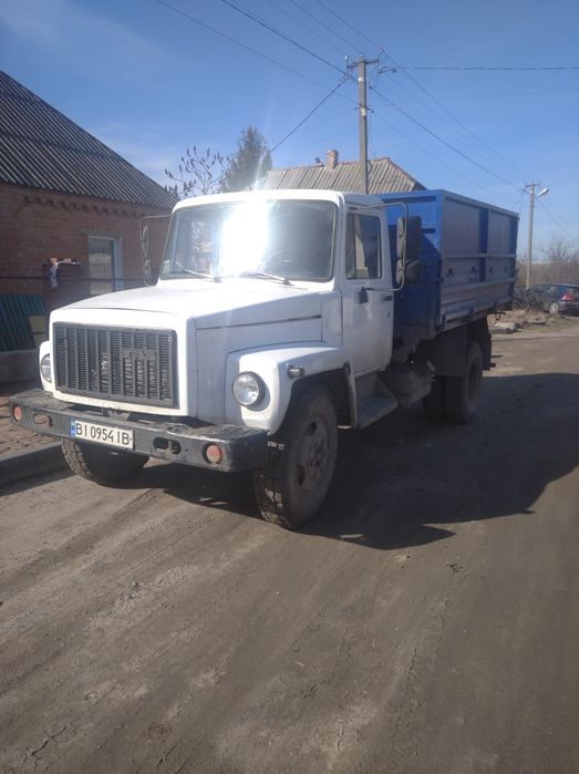 Перегній сипець,супісок, чорнозем.