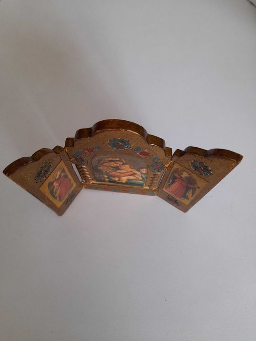 Peça  Decorativa  ( Muito antiga )