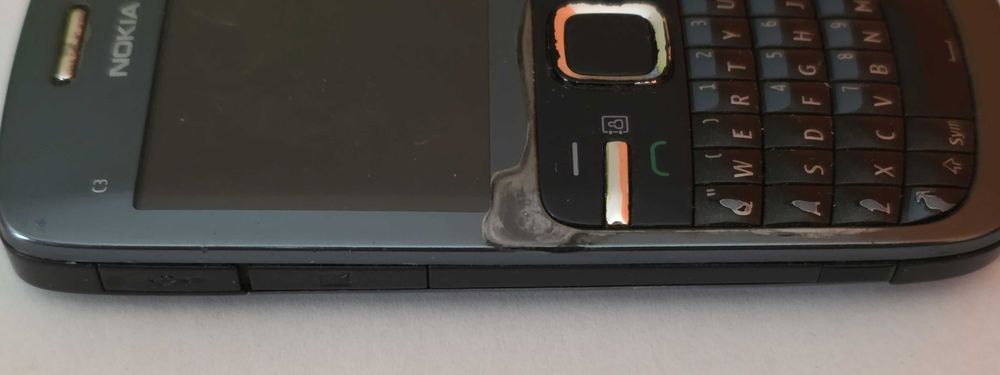Nokia C3-00 - telefon