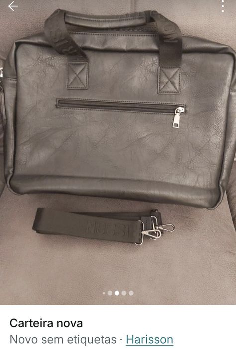 Carteira preta muito pratica