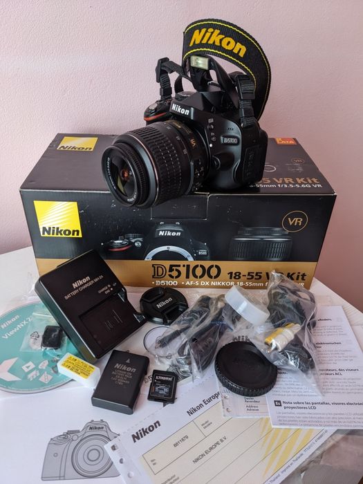 Nikon D5100 AF-S 18-55 G VR мало користований з картою на 64Gb