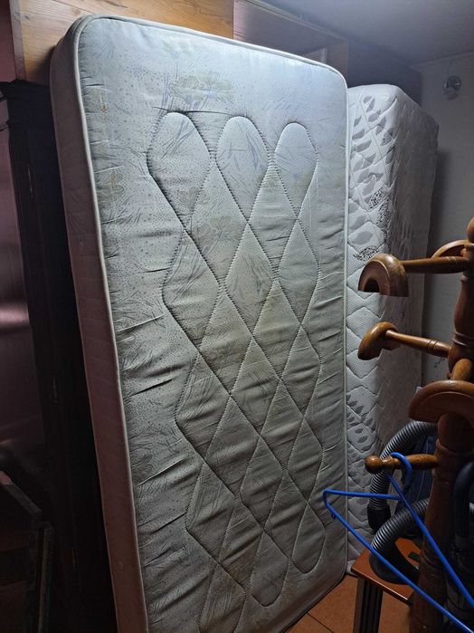 cama dupla de solteiro