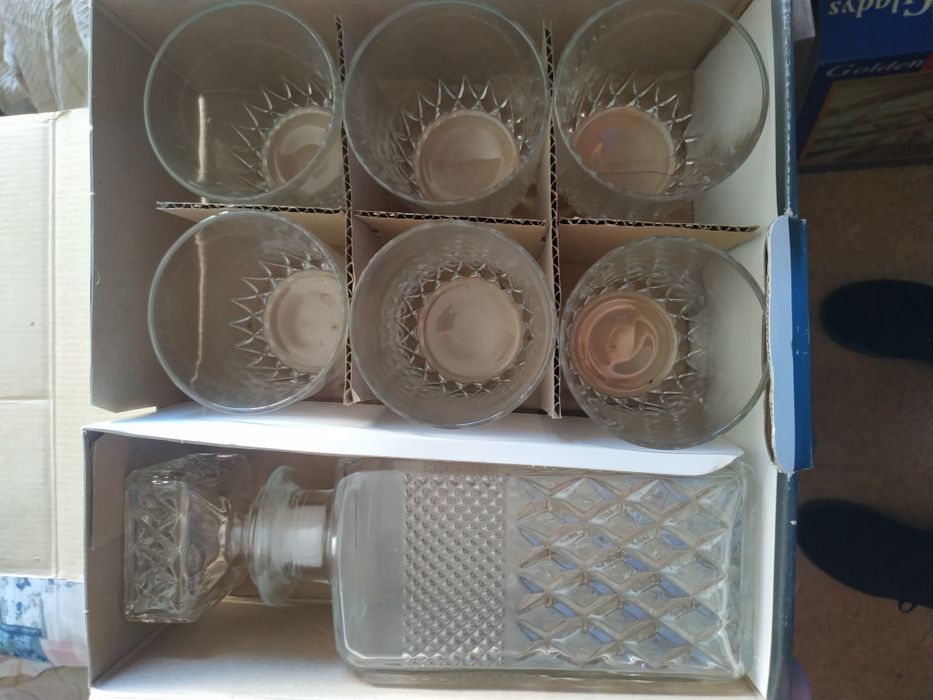 Liqueur Service425701454497064961