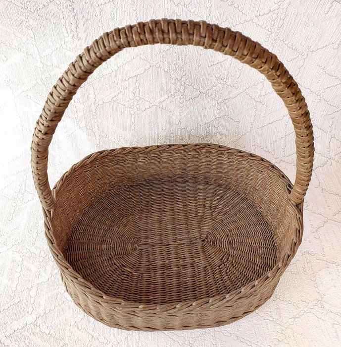 Корзина з газетного паперу, ручна робота