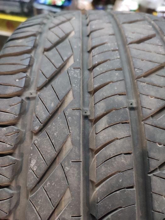 Пара резини Kumho 235/45/R18