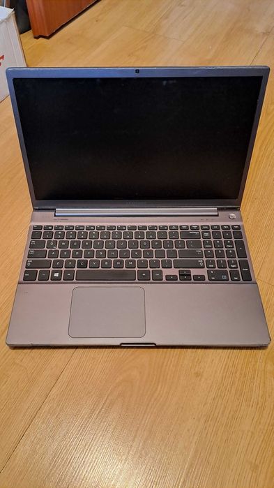 LAPTOP SAMSUNG 700Z 5A 15,6"Bez zasilacza.