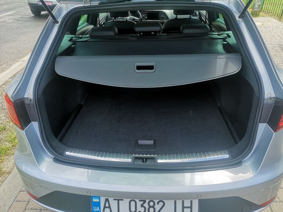 SEAT Leon 2017   FR 1.4 TSI  150 кс  автомат  малий пробіг 68500