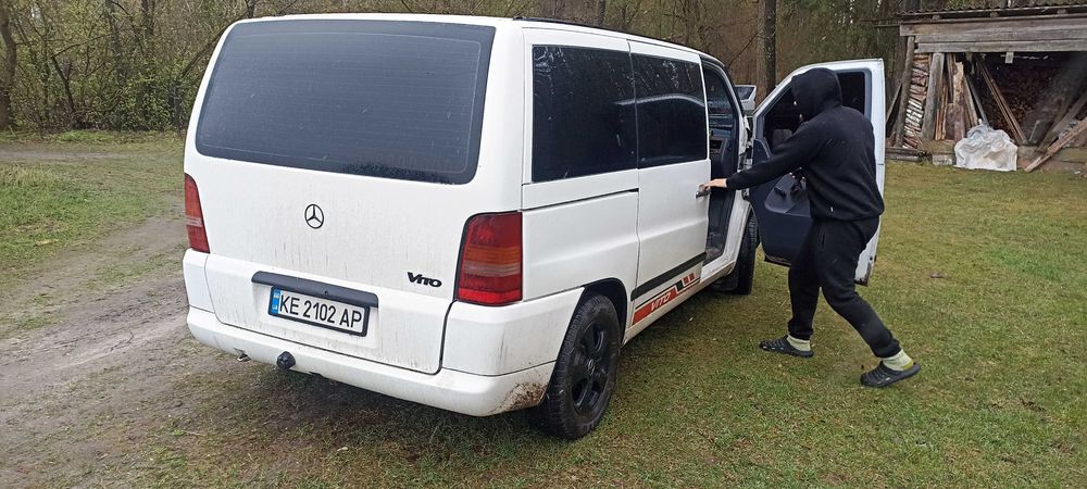 Mercedes Vito 2,3 дизель
