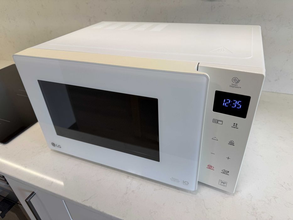 Micro-ondas LG com Grill (25 L)