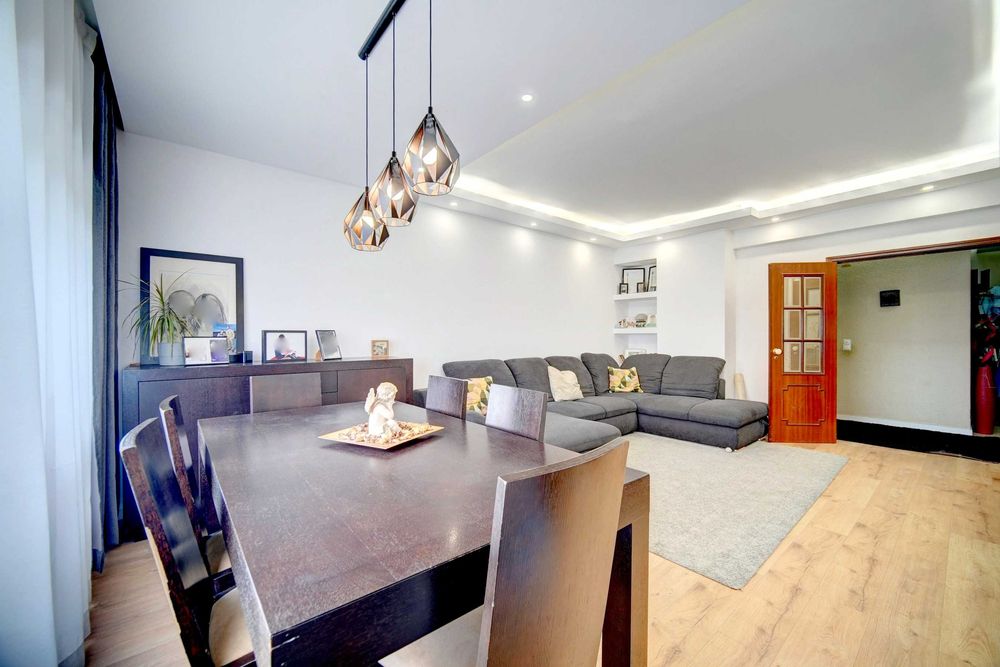 Apartamento T4 em Massamá + garagem box