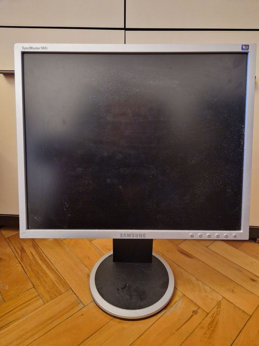 Monitor 18 cali Samsung stan bardzo dobry