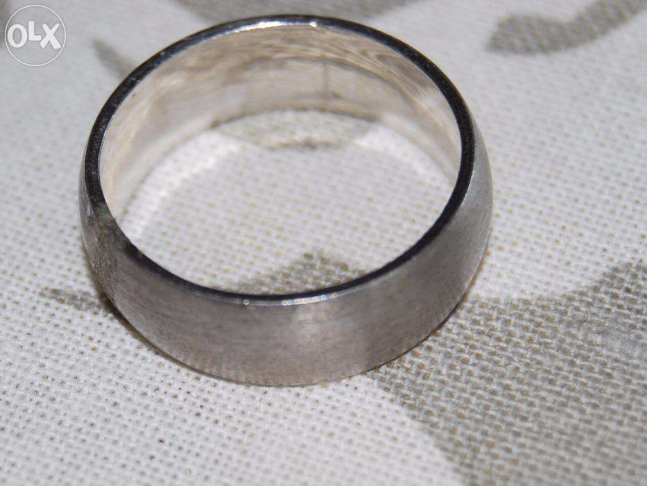 Anel de prata com varias cores